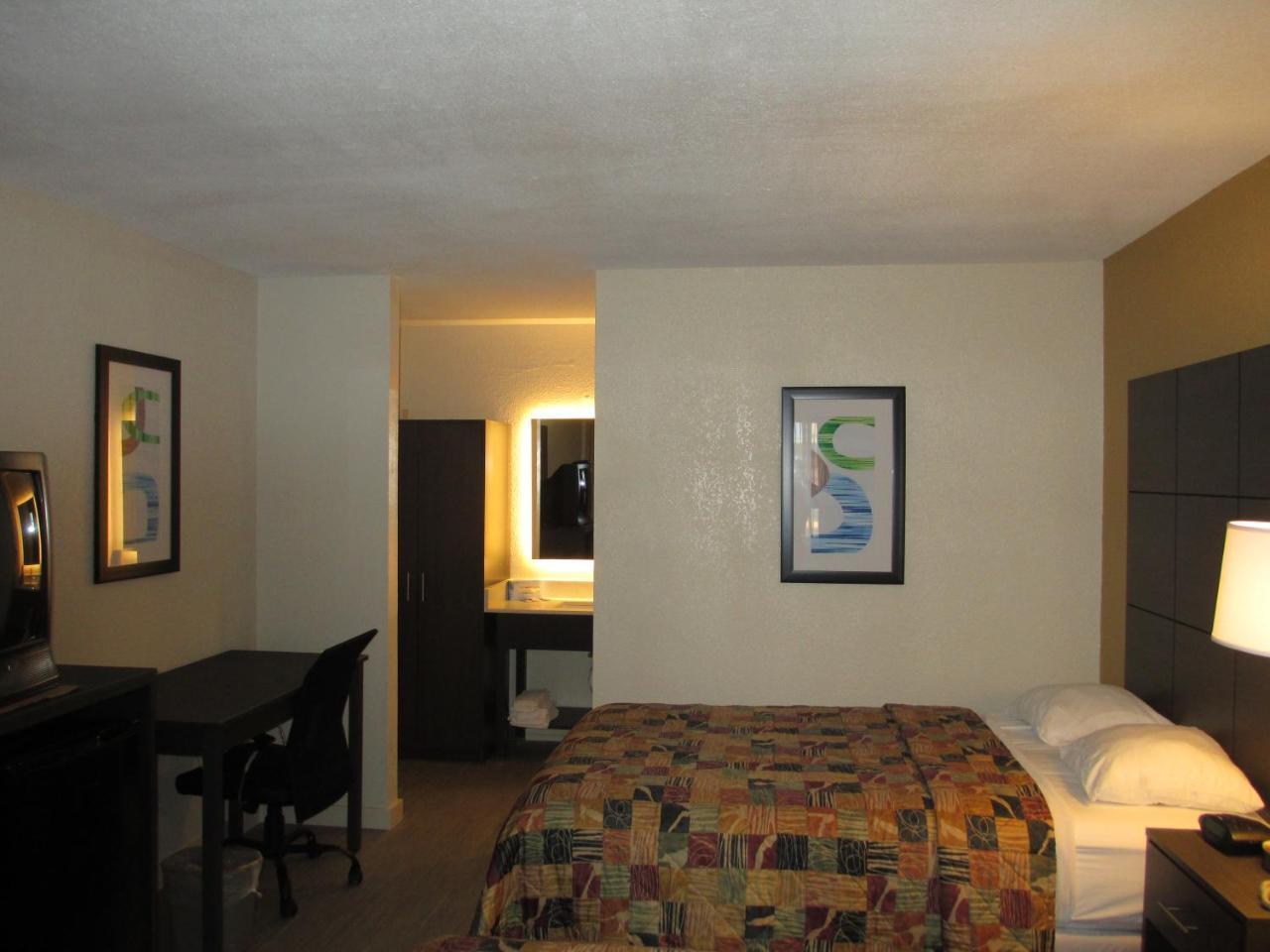 Sunset Inn Northlake Charlotte Exteriér fotografie